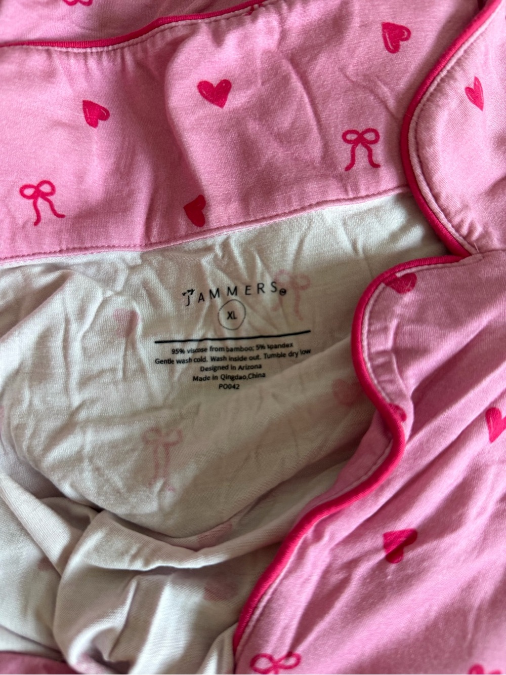 Women’s Pink Heart & Bow Pajama Set - Cozy Sleep Top & Pants - Picture 2 of 2